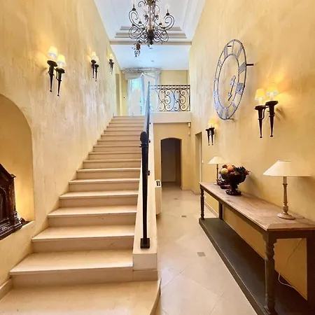 Darius Belle Et Grande Villa, Piscine, Clim, Vue Sur Villa