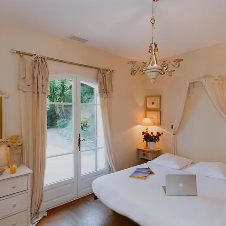 Darius Belle Et Grande Villa, Piscine, Clim, Vue Sur Vila