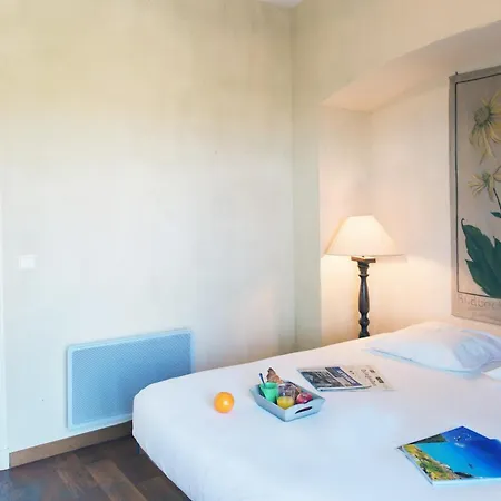 Vila Darius Belle Et Grande Villa, Piscine, Clim, Vue Sur *