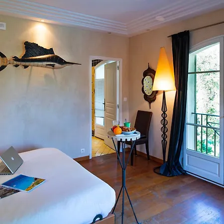 Darius Belle Et Grande Villa, Piscine, Clim, Vue Sur Vila *