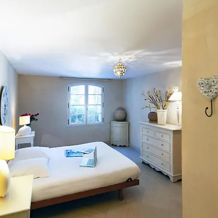 Darius Belle Et Grande Villa, Piscine, Clim, Vue Sur *