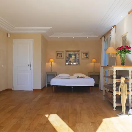 Darius Belle Et Grande Villa, Piscine, Clim, Vue Sur