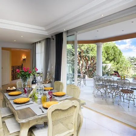 Darius Belle Et Grande Villa, Piscine, Clim, Vue Sur Vila *