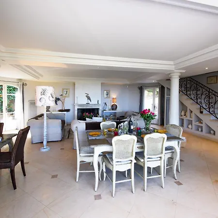 Darius Belle Et Grande Villa, Piscine, Clim, Vue Sur Cavalaire-sur-Mer