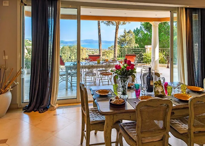 Darius Belle Et Grande Villa, Piscine, Clim, Vue Sur Villa *